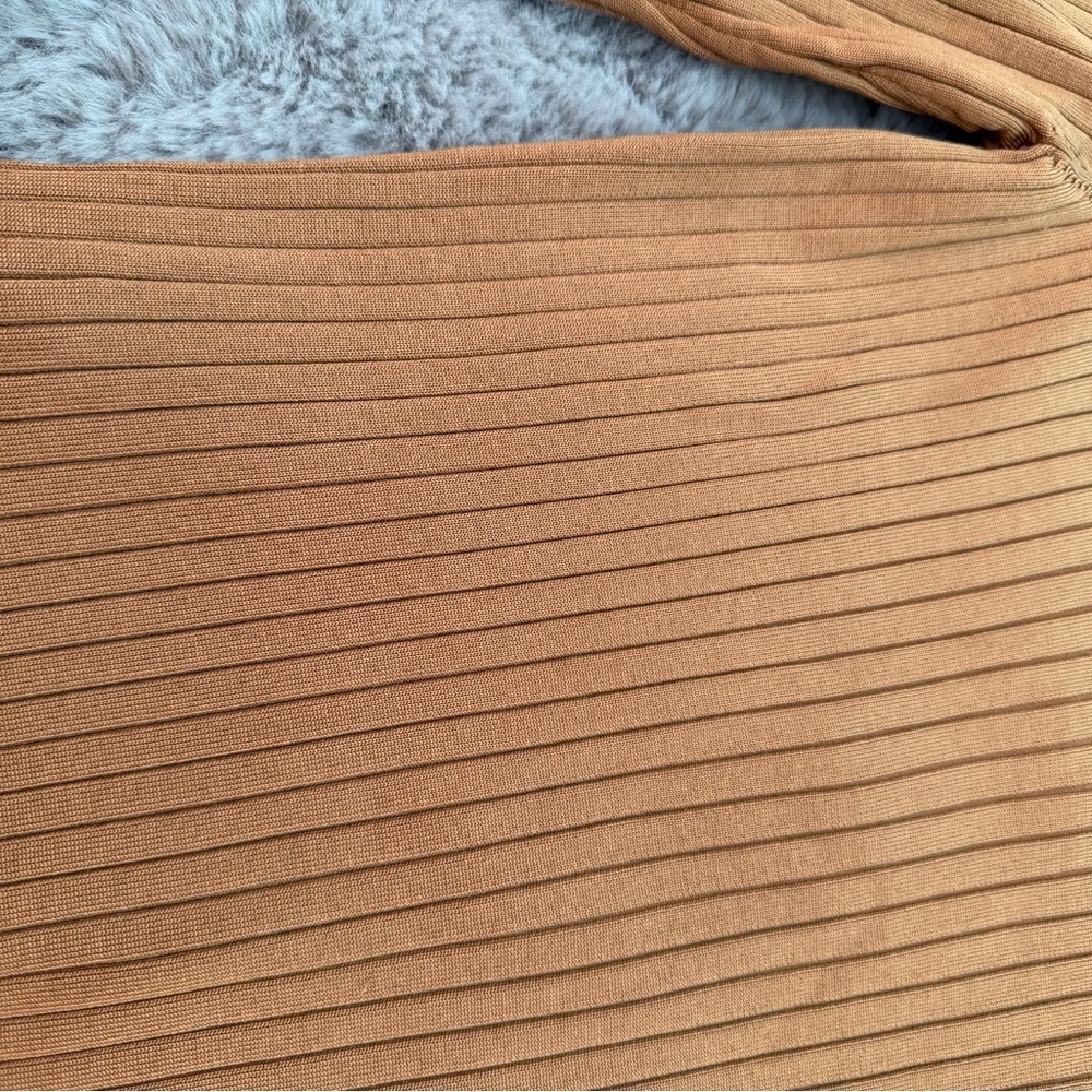 Good American Ribbed Tan Top - Picture 5 of 5